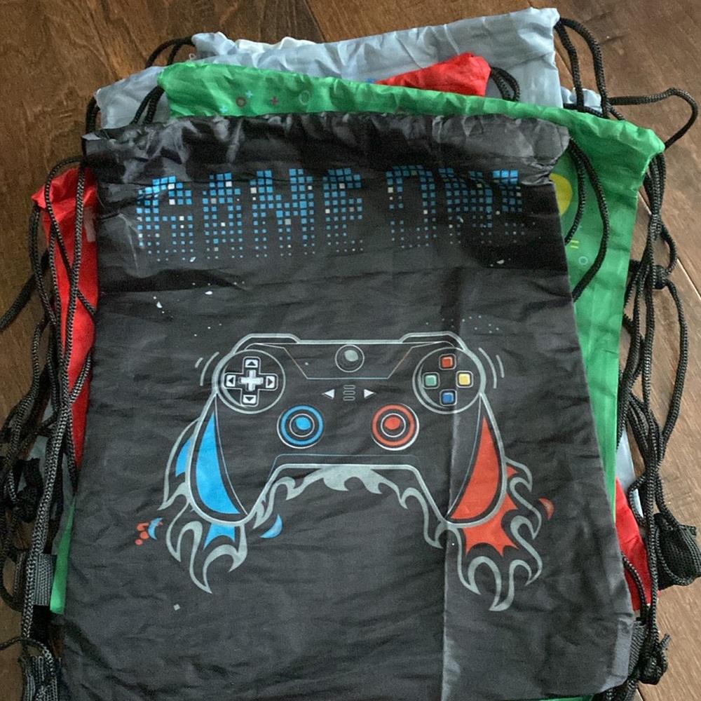 BUNDLE🎮!!! - Picture 5 of 5